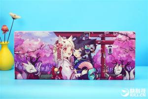 ikbcC210狐樱红轴键盘图赏:少女心爆棚